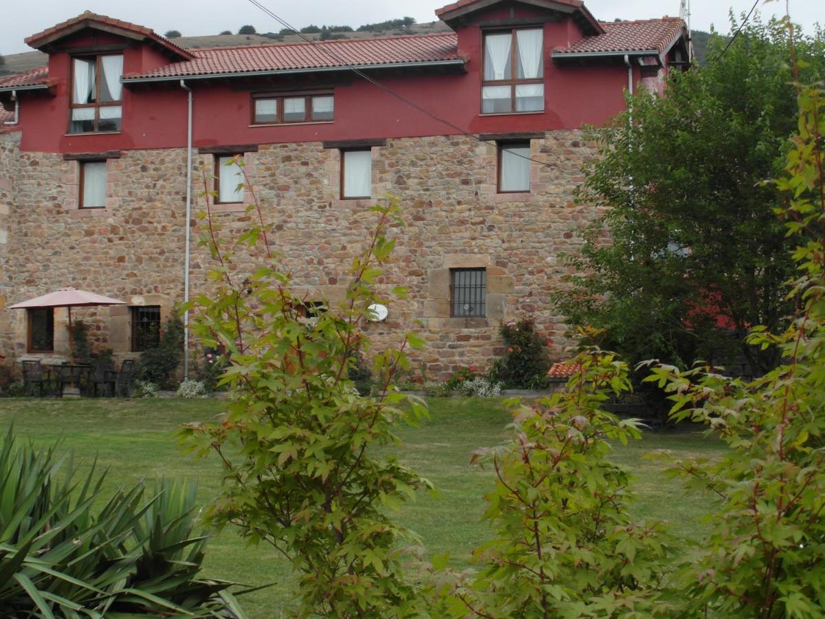 Albergue La Torre Santiurde de Reinosa Exterior foto